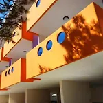דירה Floor In *